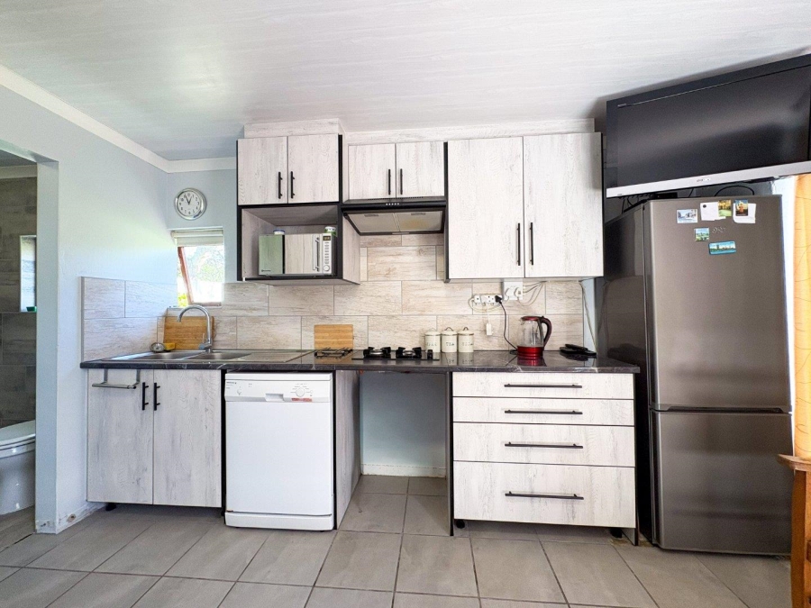 4 Bedroom Property for Sale in Stilbaai Wes Western Cape